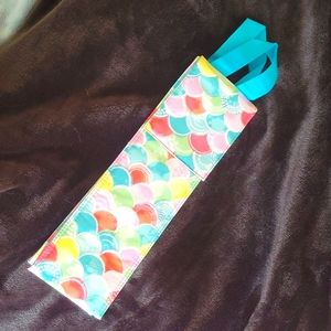 NWOT Perfect Bottle Tote in "Ranbow Waves" 🏳️‍🌈